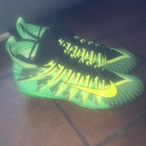 Nike Alpha Menace Elite football cleats